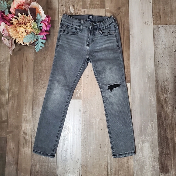 Gap Denim Size 7 Gray Stretch Skinny Jeans Distressed NWOT - Picture 1 of 13